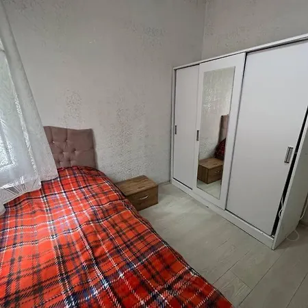 3 Odali Bahceli Bbq Kalbinde Ev Apartment *